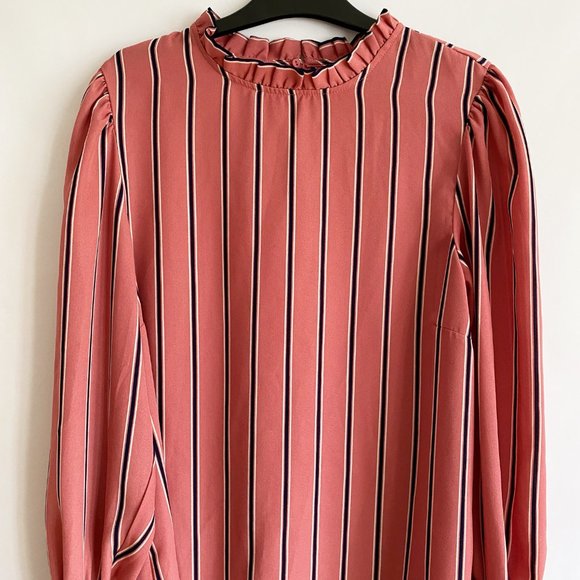 Women's Blouse - Size Large - Picture 2 of 3